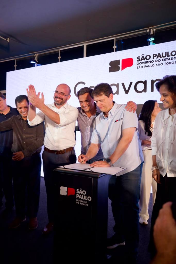 São Carlos saiu fortalecida do encontro realizado na noite de quarta-feira (10), no The Palace Eventos, que reuniu o governador de SP, Tarcísio de Freitas, prefeitos e lideranças da Região Central do Estado.