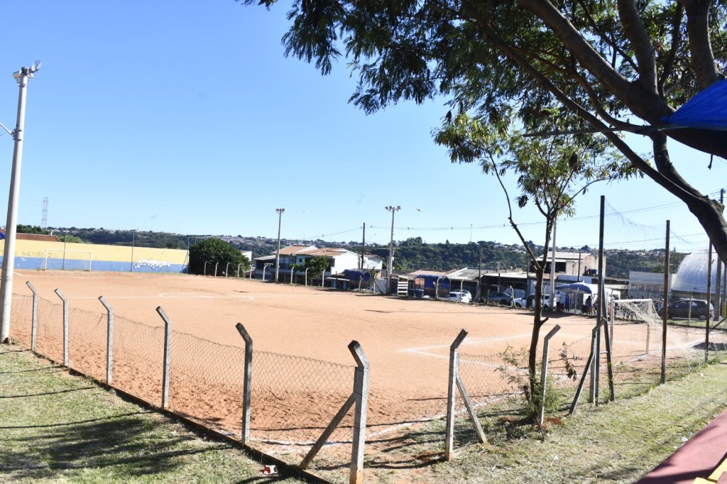 A Prefeitura de São Carlos homologou o processo licitatório para a execução das obras de requalificação do Campo do Raspadão, localizado no bairro Cidade Aracy