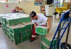 Merenda o Ano Todo: kits são entregues nas escolas para distribuição aos alunos A Prefeitura de São Carlos, por meio da Secretaria de Educação, iniciou nesta segunda-feira (06), a entrega dos 16 mil kits do programa “Merenda o Ano Todo”, que prevê a distribuição de cestas básicas para os alunos da rede municipal de ensino durante o recesso escolar de julho.