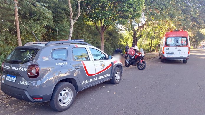 Um homem ainda não identificado foi encontrado morto na manhã desta sexta-feira (17), ao lado de uma área pública localizada na Rua Franklin Brasiliense, no bairro Nova Santa Paula, em São Carlos. Um homem ainda não identificado foi encontrado morto na manhã desta sexta-feira (17), ao lado de uma área pública localizada na Rua Franklin Brasiliense, no bairro Nova Santa Paula, em São Carlos.
