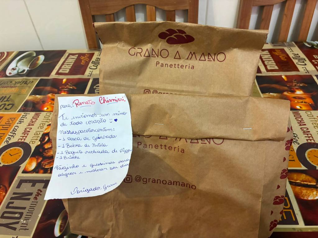 Quem aprecia pães frescos, recheios generosos e produtos preparados com muito cuidado encontra uma excelente opção no Centro de São Carlos: a Grano a Mano