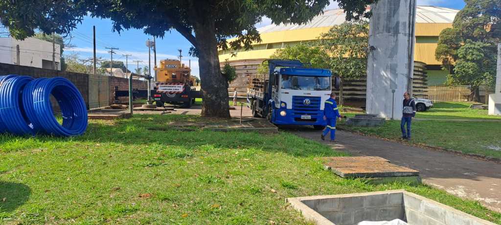 O Serviço Autônomo de Água e Esgoto de São Carlos (SAAE) informa que, nesta quinta-feira, 23 de julho, o Centro de Produção, Reservação e Distribuição Vila Alpes apresentou uma falha no conjunto motobomba submersa do poço tubular profundo, sendo necessária a substituição do equipamento para garantir a continuidade e a segurança da operação.
