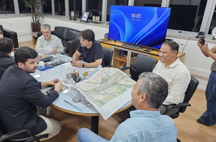 Prefeitura busca R$ 200 milhões em obras para as rodovias SP 310, 215 e 318 Prefeitura busca R$ 200 milhões em obras para as rodovias SP 310, 215 e 318