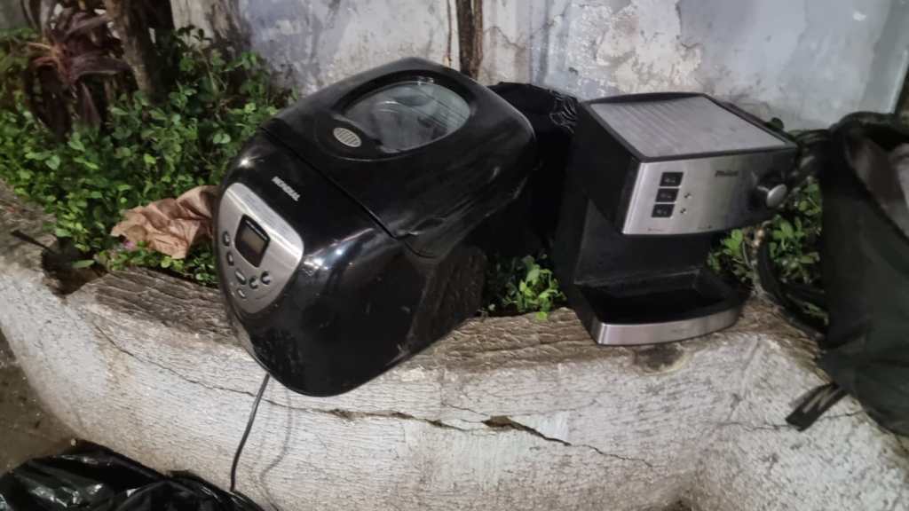 Homem é abordado com eletrodomésticos perto do Kartódromo em São Carlos