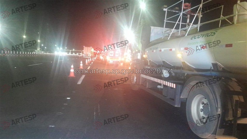 Um grave acidente registrado na madrugada deste sábado (29) mobilizou equipes de emergência na Rodovia Washington Luís (SP-310), em Araraquara. A ocorrência deixou o motorista de um ônibus morto e dois passageiros em estado grave