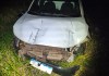 Acidente na SP-318 em São Carlos deixou motorista e passageiro com ferimentos leves após atropelamento de um cachorro, que morreu no local