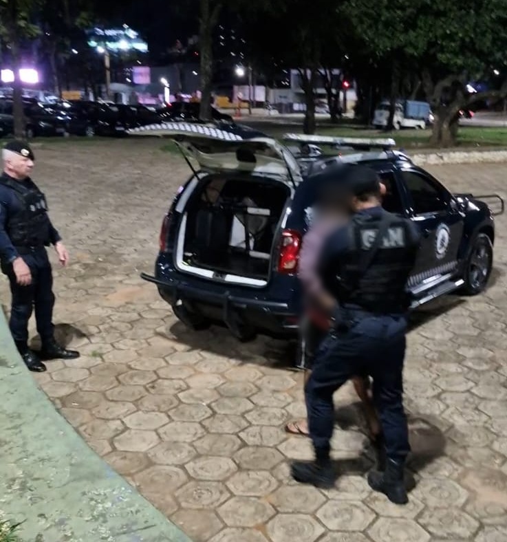 Na noite de terça, GM faz operação na região da Rodoviária e prende procurado pela Justiça