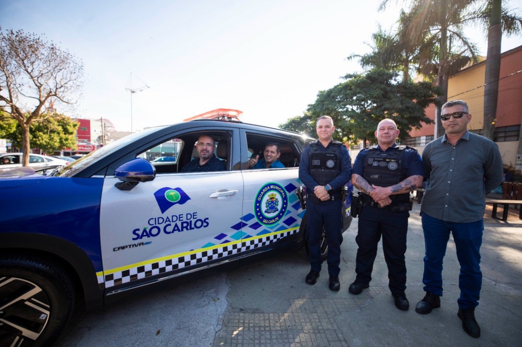 Guarda Municipal de São Carlos recebeu sua primeira viatura elétrica. Chevrolet Captiva EV será usada principalmente no patrulhamento da região central
