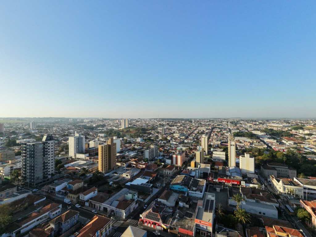 São Carlos, Araraquara, Descalvado, Luiz Antônio e outras cidades registraram umidade abaixo de 30% nesta segunda-feira (17), levando a Defesa Civil a emitir alerta para celulares.