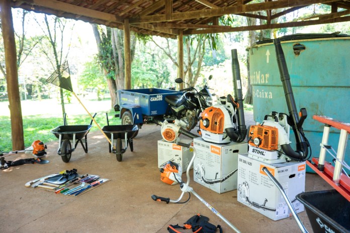 Horto Municipal Navarro de Andrade, em São Carlos, recebe equipamentos para manutenção e manejo de mudas nativas Horto Municipal Navarro de Andrade, em São Carlos, recebe equipamentos para manutenção e manejo de mudas nativas