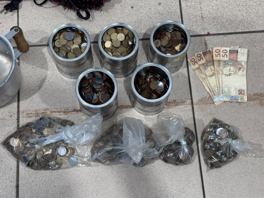 Polícia Militar prende dois suspeitos de arrombamento e furto em padaria de São Carlos durante a madrugada