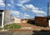 Imóvel abandonado é demolido após denúncias em São Carlos