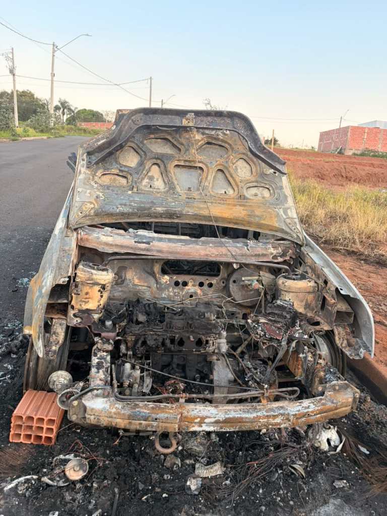 Vigilante de São Carlos perdeu carro, ferramentas e pertences em incêndio no Vista Alegre. Vaquinha busca R$ 20 mil para ajudá-lo a recomeçar