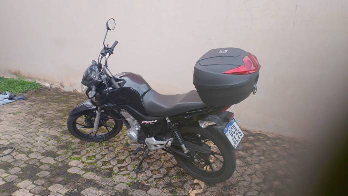 Campanha tenta recuperar moto furtada de trabalhador no Centro de São Carlos Campanha tenta recuperar moto furtada de trabalhador no Centro de São Carlos