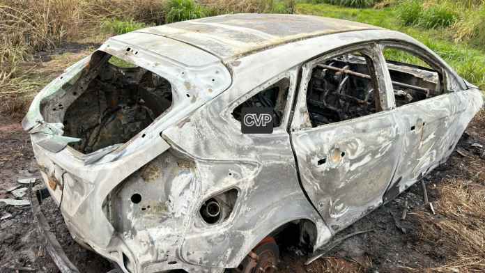 furtado em Santa Eudóxia é encontrado incendiado na zona rural de São Carlos furtado em Santa Eudóxia é encontrado incendiado na zona rural de São Carlos