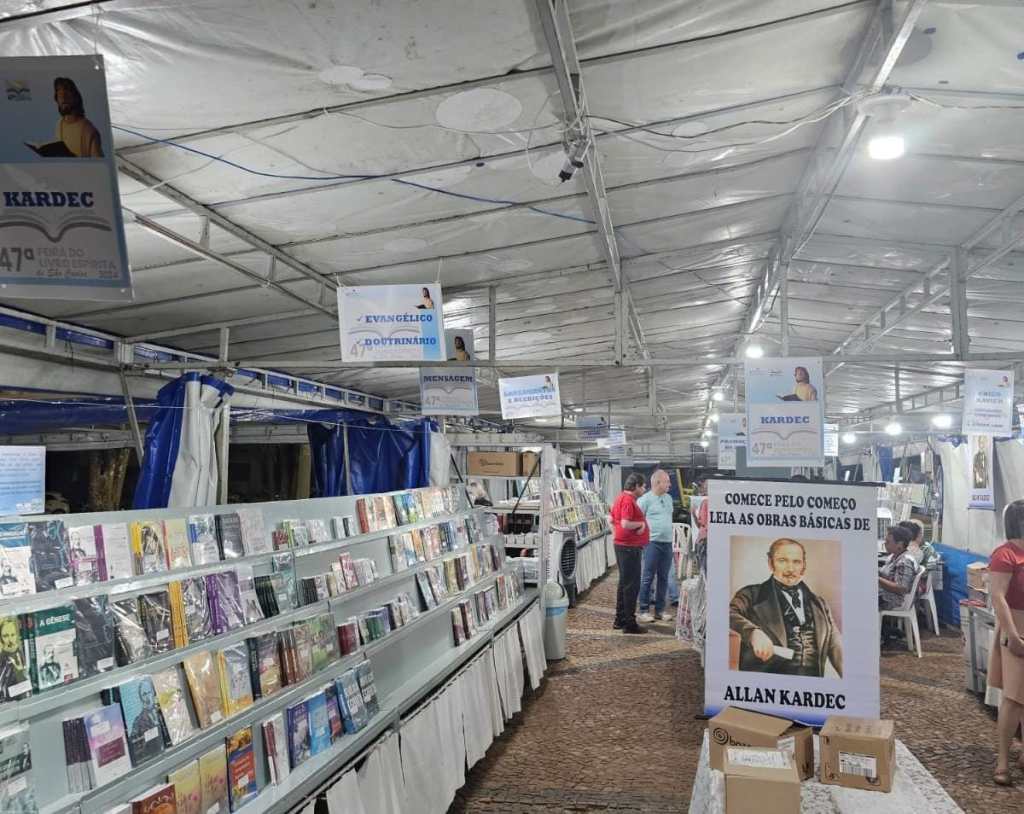 Feira do Livro Espírita terá nove dias de programação gratuita na Praça XV em São Carlos
