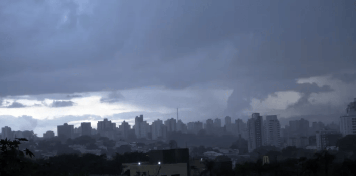 Virada no tempo: São Carlos pode ter chuva por vários dias e temperatura deve despencar Virada no tempo: São Carlos pode ter chuva por vários dias e temperatura deve despencar