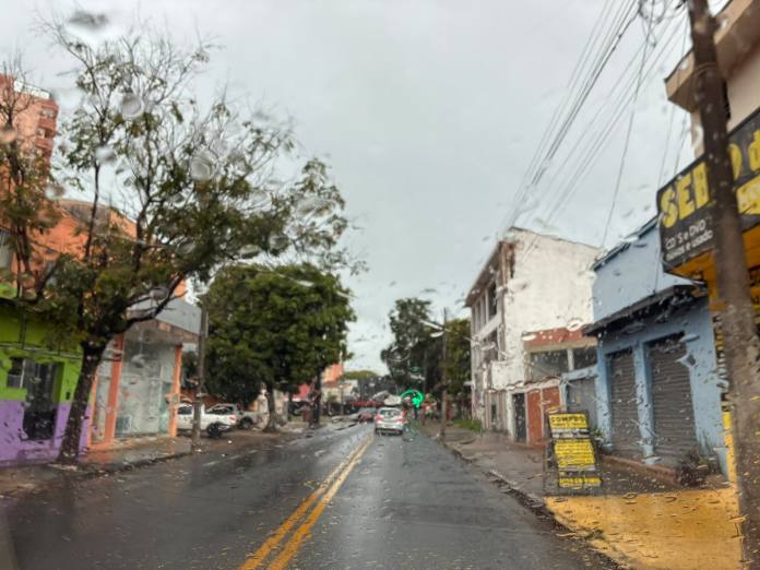 Alerta de tempestade para São Carlos Alerta de tempestade para São Carlos