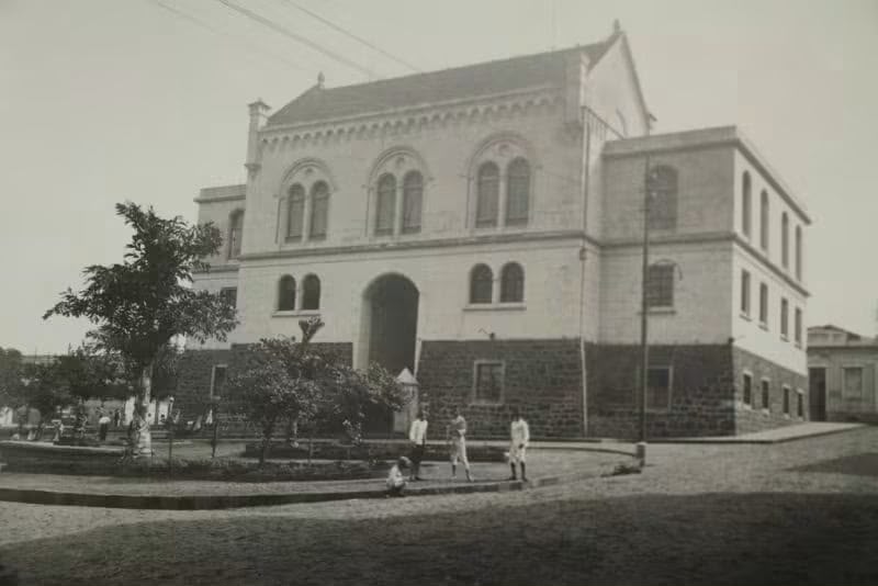Câmara Municipal de São Carlos completa 161 anos neste 15 de setembro. Conheça a história do Legislativo desde a primeira sessão, realizada em 1865