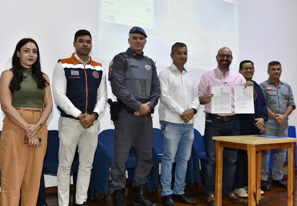 Prefeitura de São Carlos lança Gabinete de Crise Climática para prevenção de temporais, enchentes e eventos meteorológicos extremos.