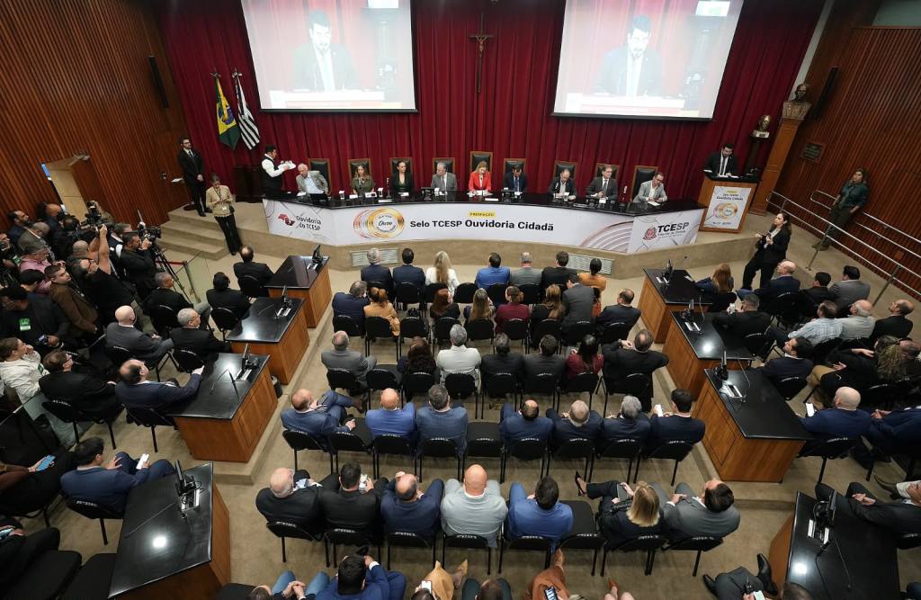 Câmara de São Carlos recebe Selo Prata do TCESP pela atuação da Ouvidoria