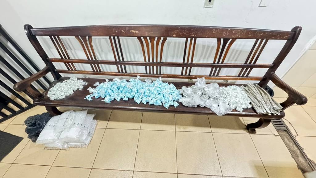 Força Tática apreende mais de 5,5 mil porções de drogas no Jardim Centenário em São Carlos