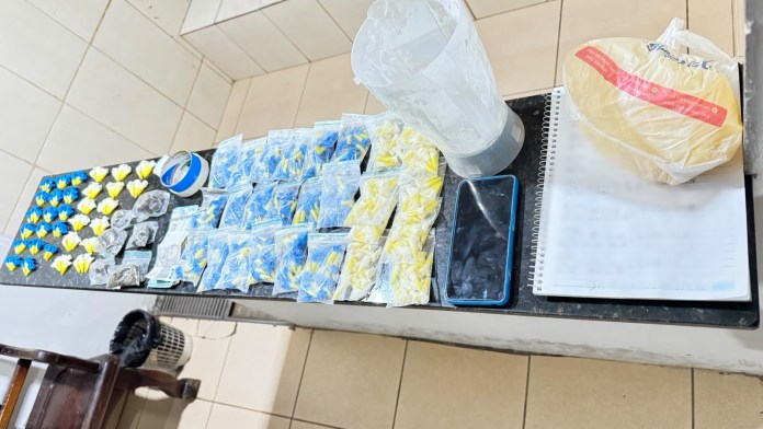 Força Tática apreende drogas em imóvel no Cruzeiro do Sul Força Tática apreende drogas em imóvel no Cruzeiro do Sul