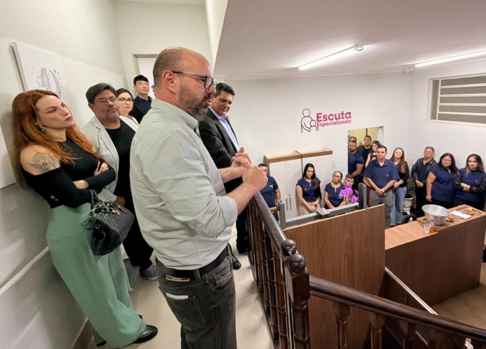 São Carlos inaugura nova sede da Escuta Especializada para atender crianças e adolescentes vítimas de violência. Serviço já realizou 700 atendimentos em 2026 São Carlos inaugura nova sede da Escuta Especializada para atender crianças e adolescentes vítimas de violência. Serviço já realizou 700 atendimentos em 2026