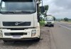 Caminhoneiro foi arremessado após pneu estourar
