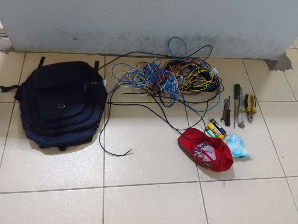 Guarda Municipal atende ocorrência de suspeita de furto de fios elétricos no Centro de São Carlos.