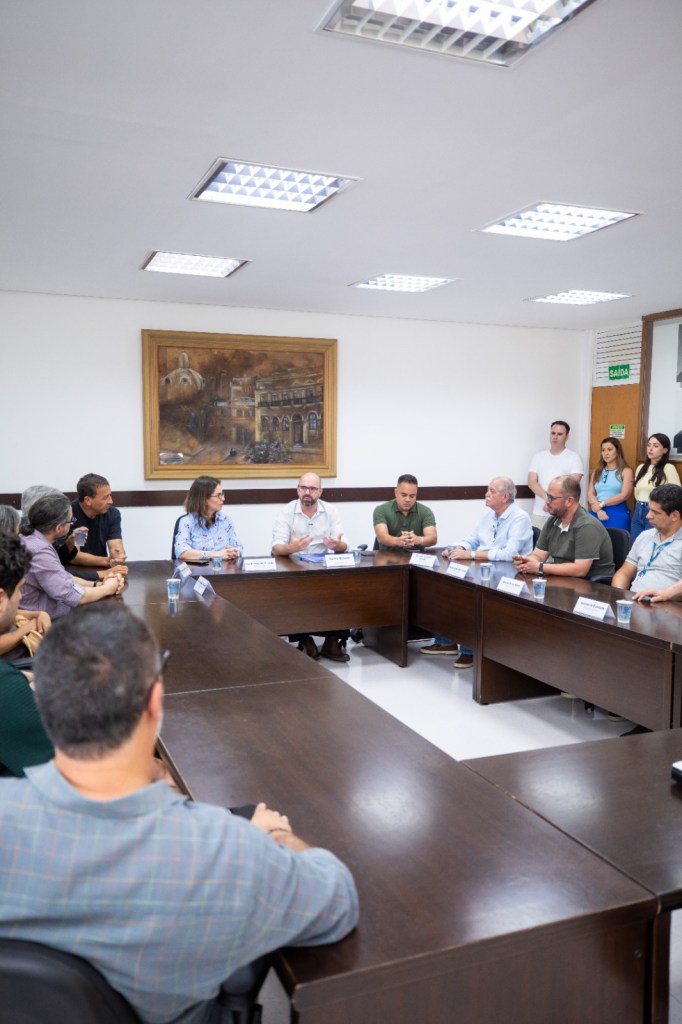 Cursinho pré-vestibular gratuito da UFSCar terá 80 novas vagas na FESC em São Carlos a partir de 2027.