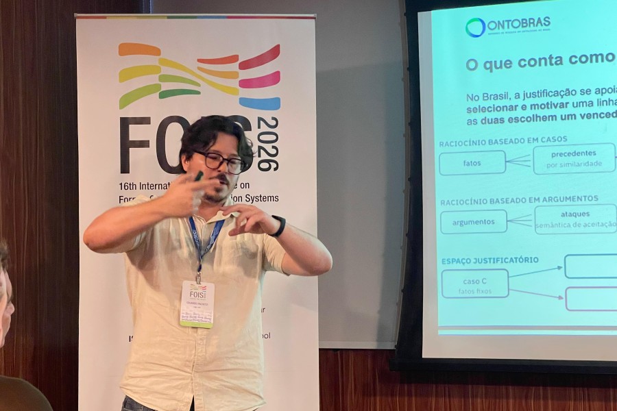 MECAI: Eduardo Caruso Barbosa Pacheco recebeu o prêmio de Best Paper Award