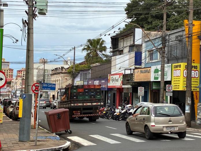 Confira o horário do comércio Confira o horário do comércio