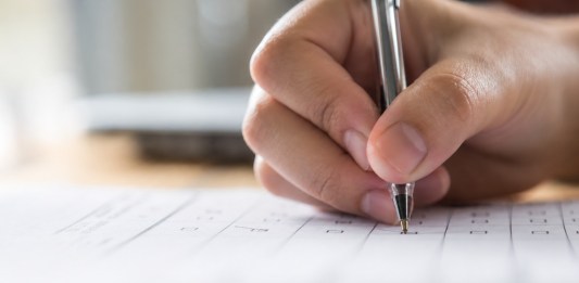 Concurso oferece oportunidades para candidatos de níveis fundamental, médio, técnico e superior; provas serão realizadas em novembro