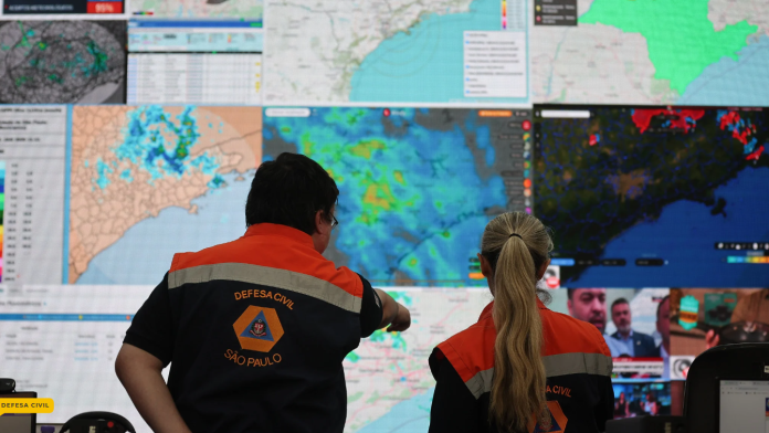 defesa civil Defesa Civil emite alerta